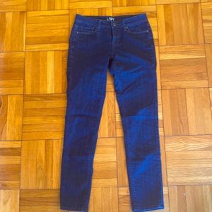 Ann Taylor modern skinny jeans size 2